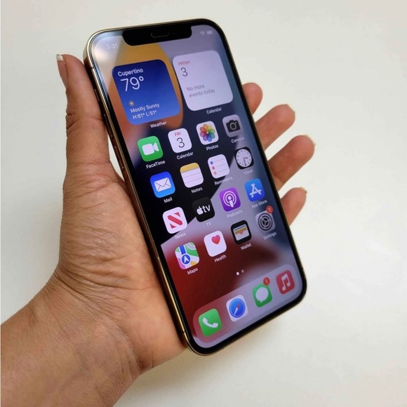 iPhone 12 Pro - Picture 2 of 5